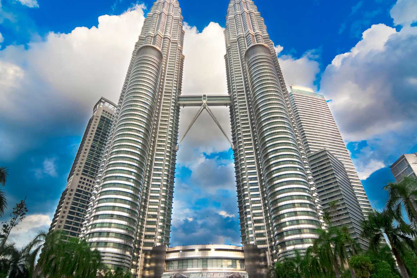 D couvrez La Hauteur Impressionnante Des Tours Petronas Kuala Lumpur D couvrez La Hauteur Impressionnante Des Tours Petronas Kuala Lumpur